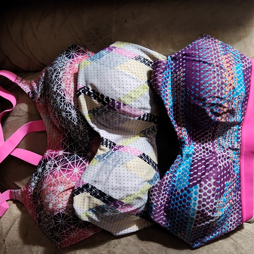 3- VS X sport bras